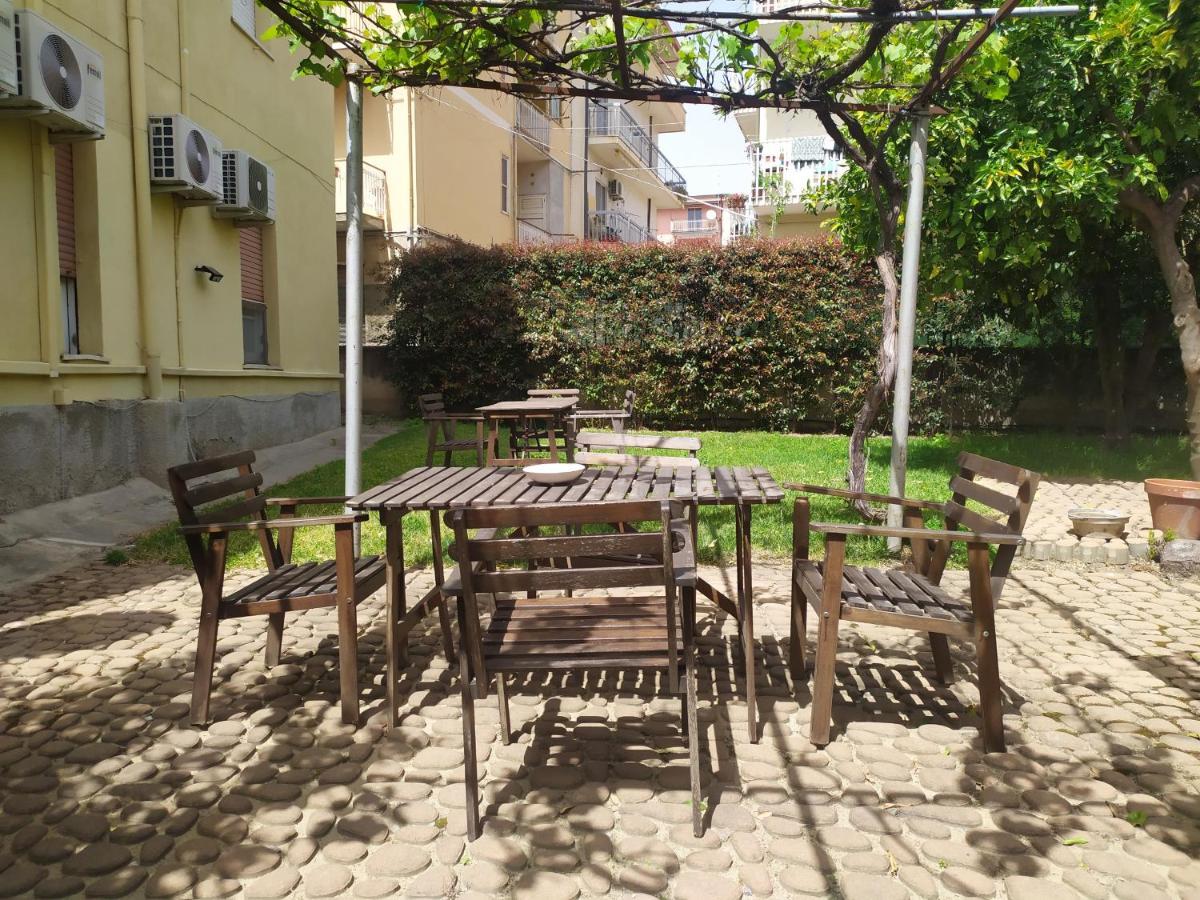 Barnet House Lamezia Daire Lamezia Terme Dış mekan fotoğraf